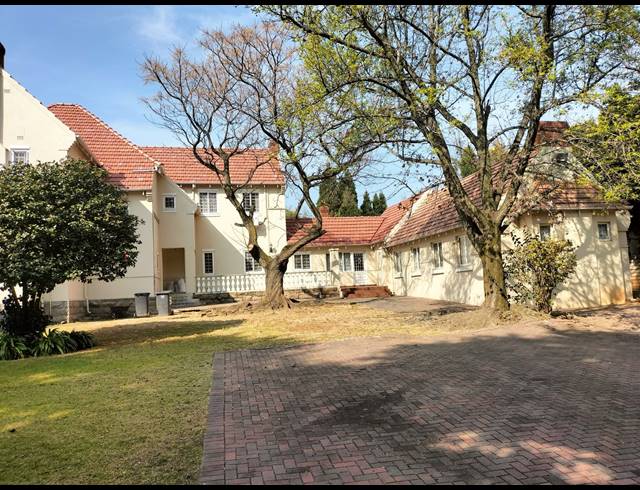 672M² OFFICE FOR SALE IN SAXONWOLD